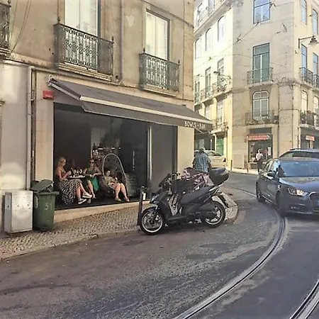 Lisbon, Sao Bento 2 * Lisboa